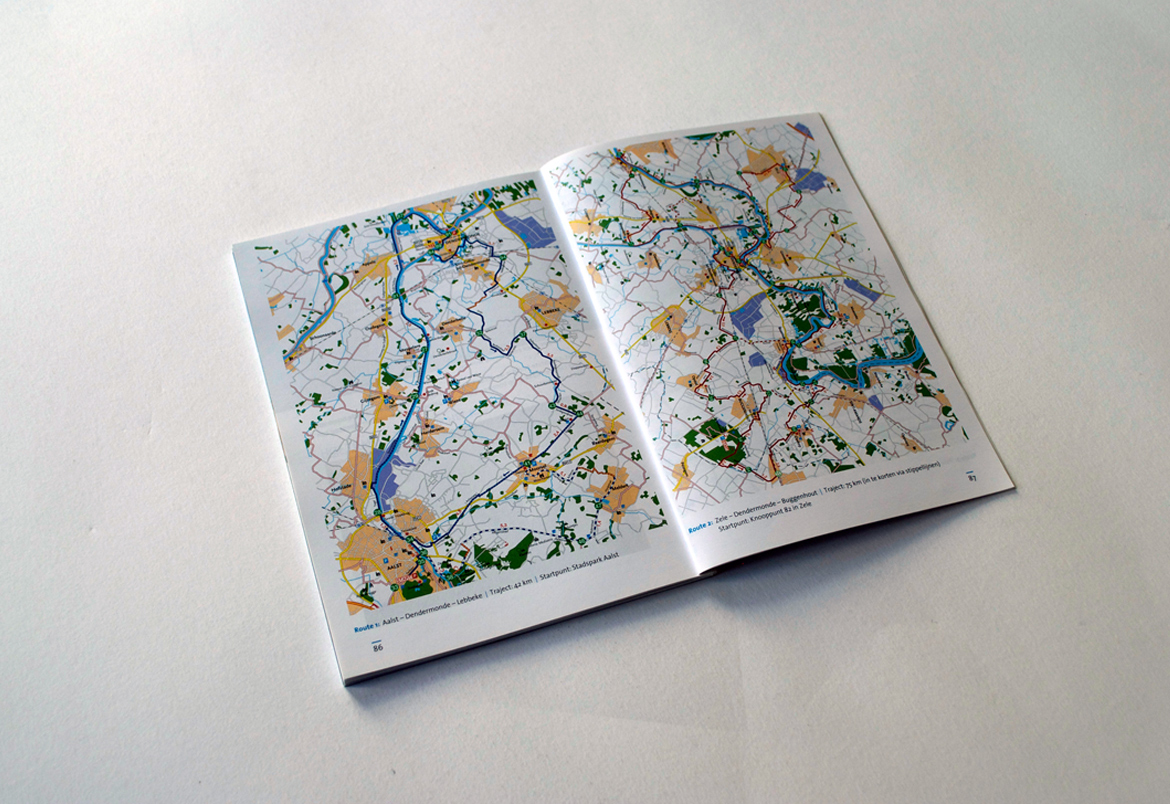 Toerisme Scheldeland - grafisch ontwerp lay-out - vormgeving opmaak brochures door Bert Vanden Berghe (voor Graffito nv)